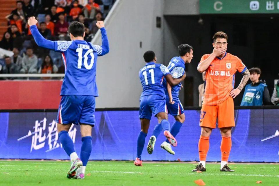 部不适缺席, 申花将主场 部不适缺席, 申花将主场